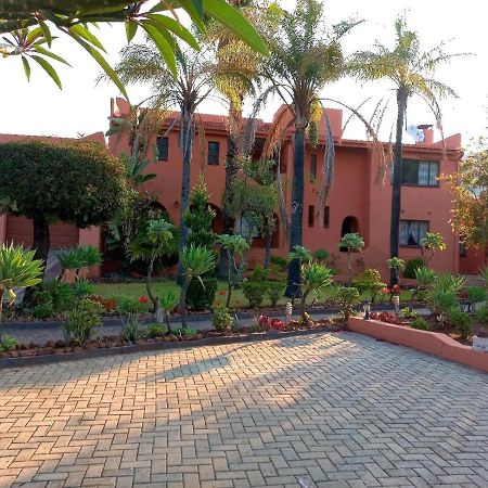 Pilanesberg Guesthouse Mogwase Екстериор снимка