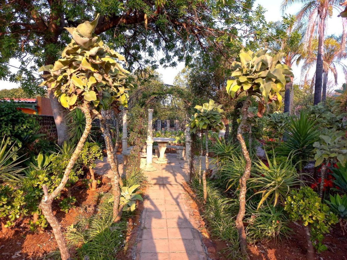 Pilanesberg Guesthouse Mogwase Екстериор снимка